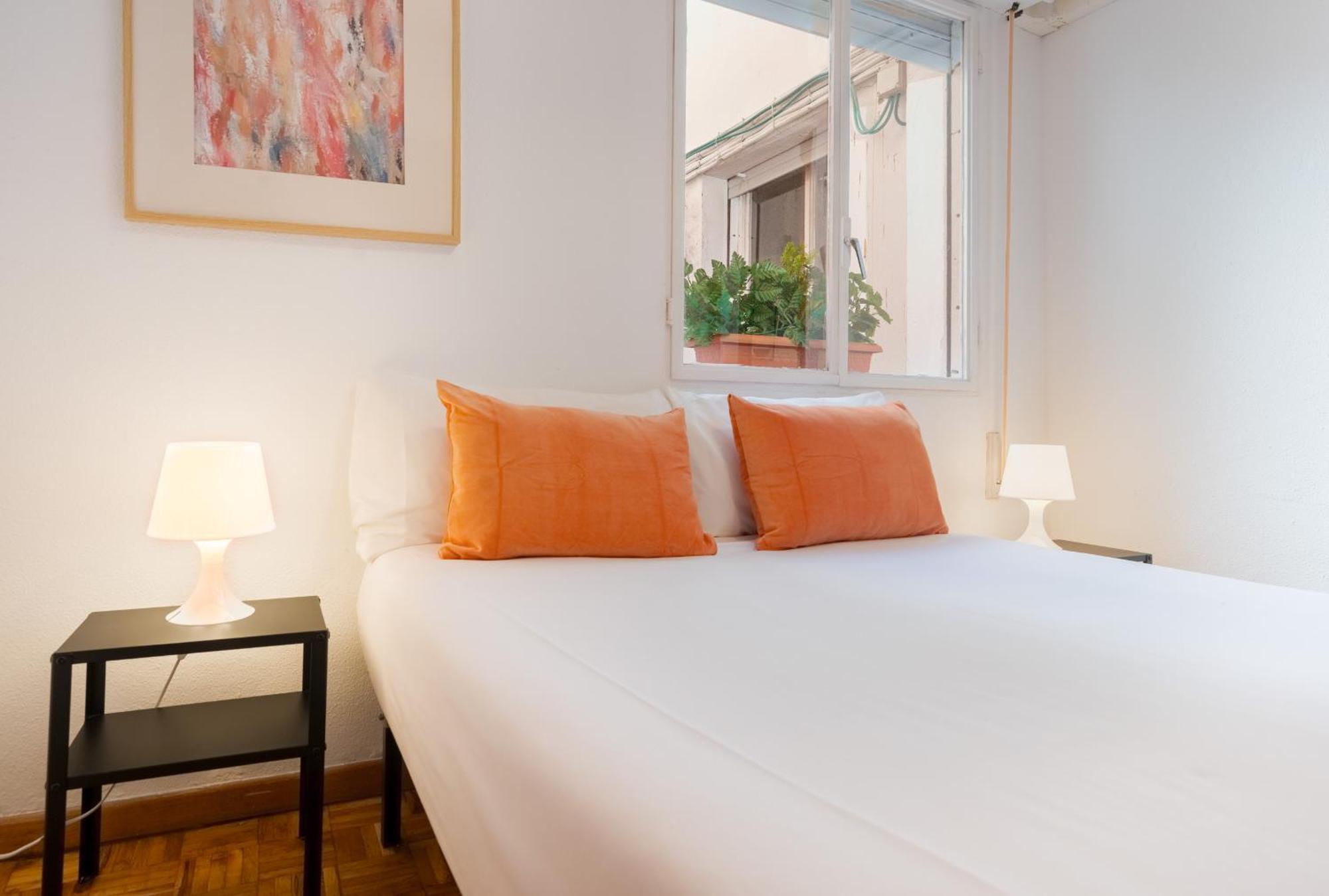 Appartement Bright Apt. Puerta Osario 3 Bedrooms 2 Bathrooms Séville