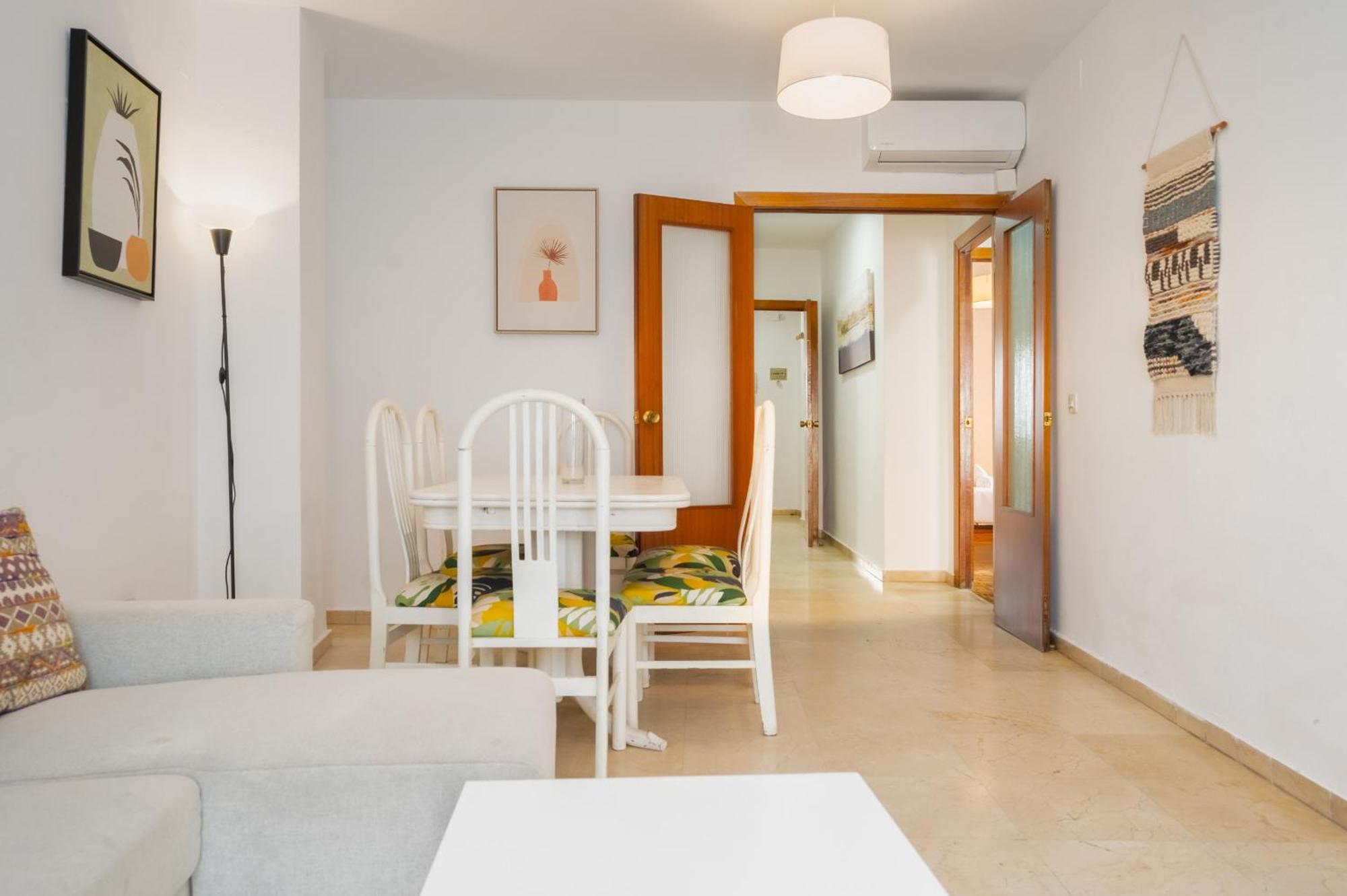 Bright Apt. Puerta Osario 3 Bedrooms 2 Bathrooms Appartement *