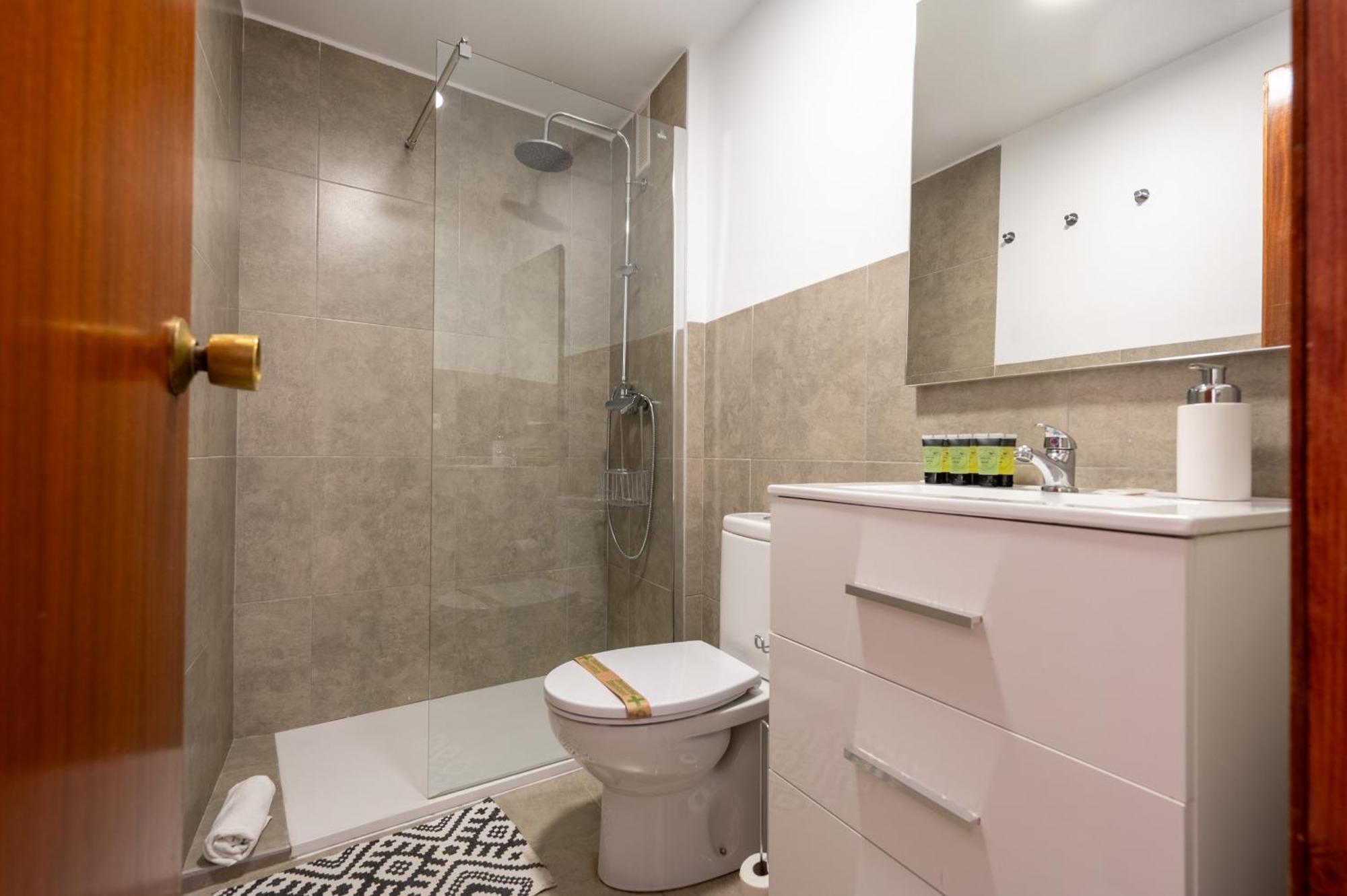 Bright Apt. Puerta Osario 3 Bedrooms 2 Bathrooms