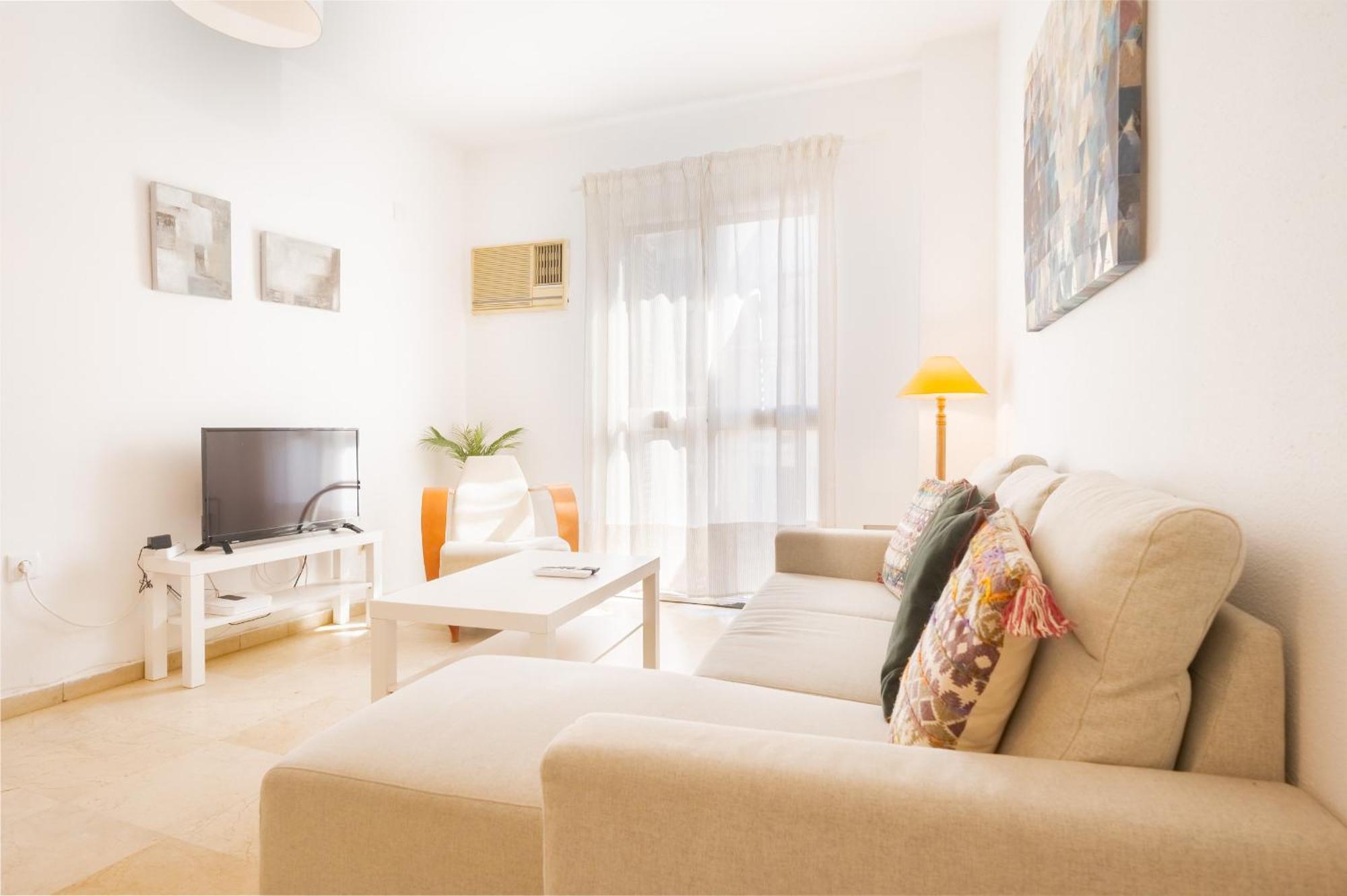 Bright Apt. Puerta Osario 3 Bedrooms 2 Bathrooms Appartement
